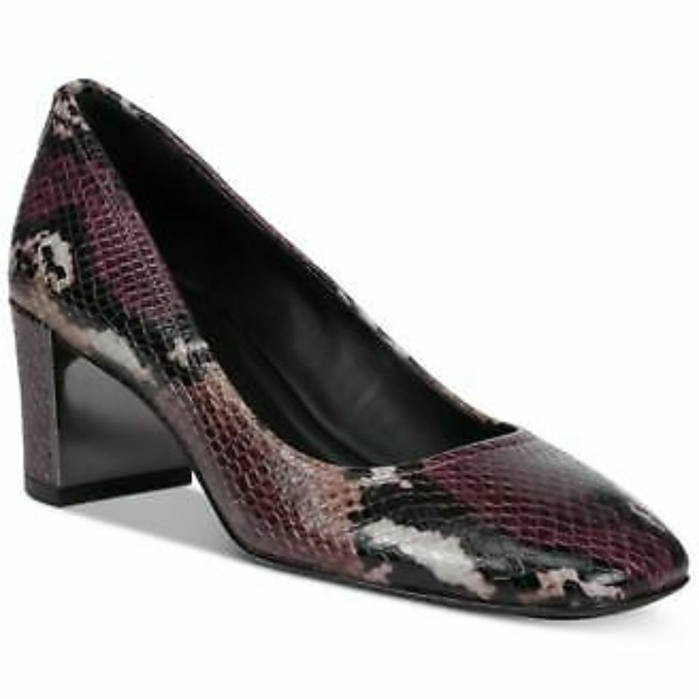 Donald J Pliner Pump. Size 6.5 M
